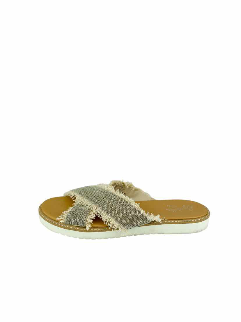 Slide Sandals Seychelles Gold Sandals Pre-Loved Seychelles