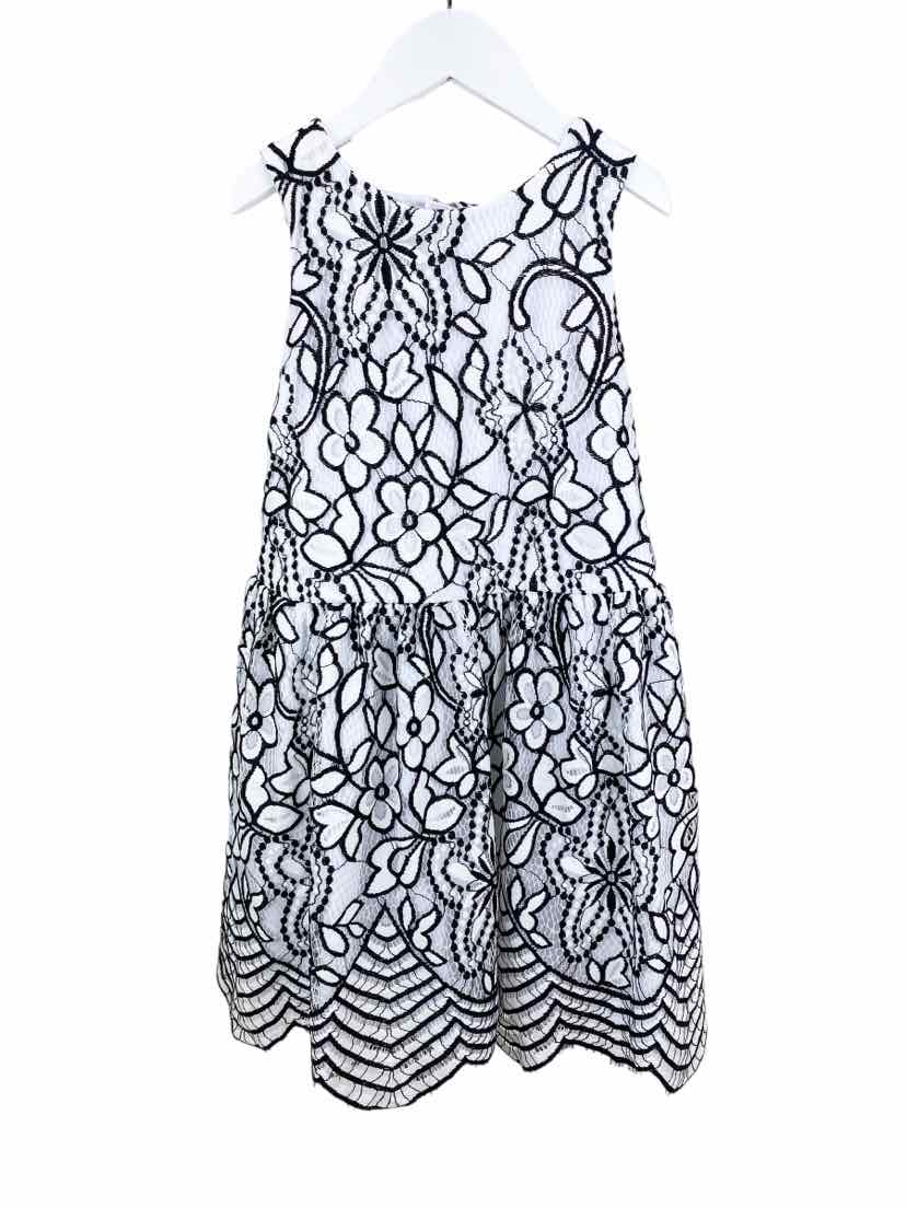 Pre-Loved Laundry by Shelli Segal, Girls' Lace Dress, White/Black, Size 12 (may run small) Elle & Beck Pre-Loved Laundry by Shelli Segal, Girls' Lace Dress, White/Black, Size 12 (may run small) Elle & Beck
