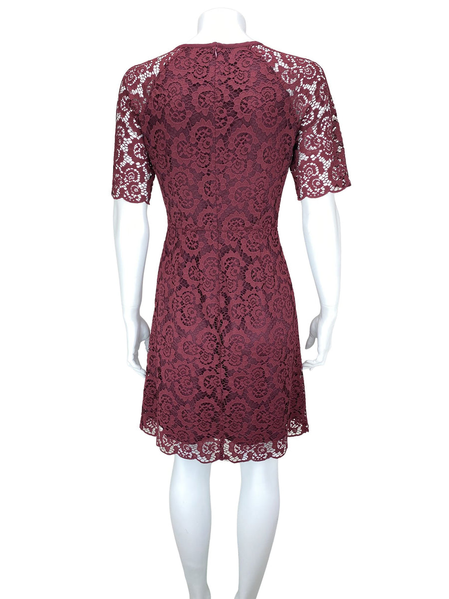 fitted lace wedding dress Pre-Loved Madewell, Women's Fit & Flare Lace Dress, Claret, Size 0 – Elle &  Beck