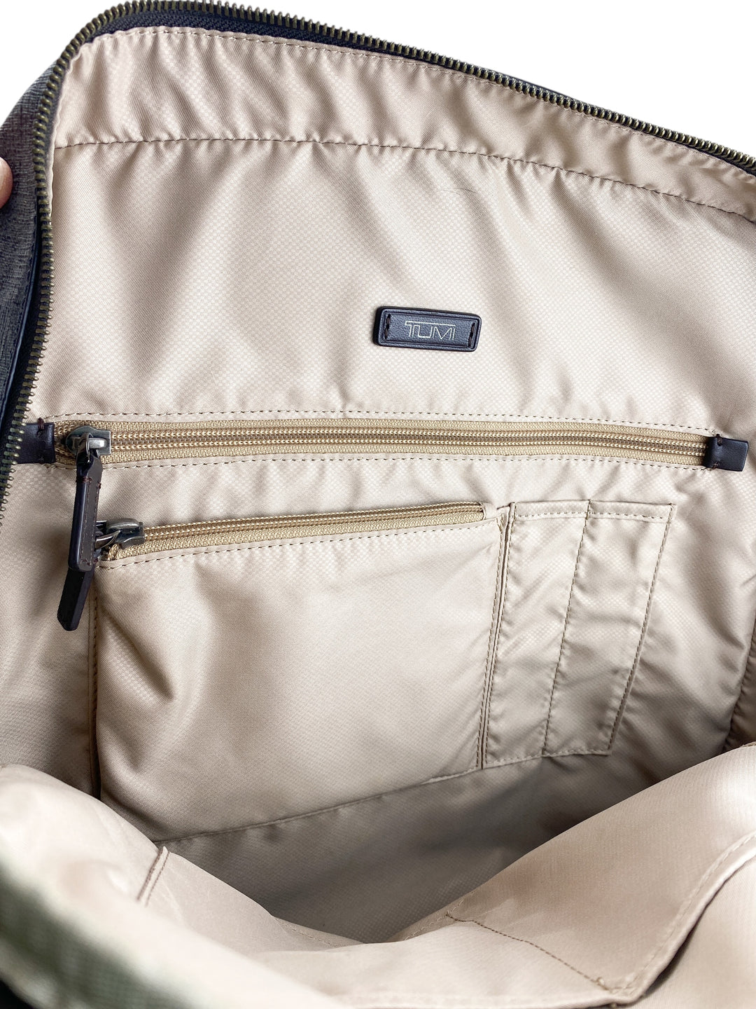 olivia backpack tumi Pre-Loved Tumi Women's Sinclair Olivia Convertible Backpack Earl Grey – Elle & Beck
