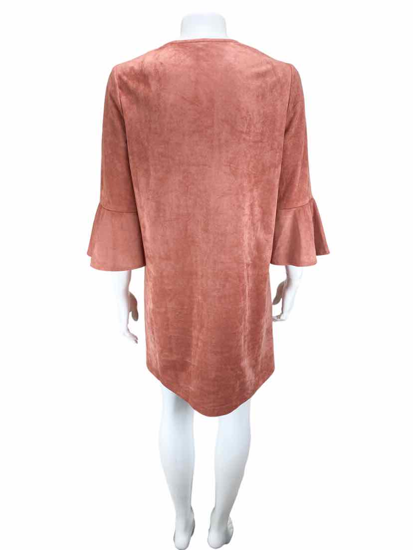 bcbg red long sleeve dress Pre-Loved BCBG MAZAZRIA Women's Catier Faux Suede Dress Rosedawn Size  XXS-XS with Tags – Elle & Beck