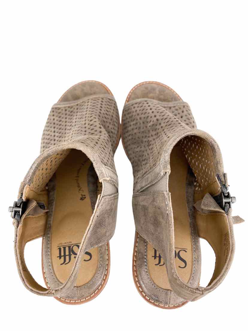 Natesa perforated sandal sofft Clearance